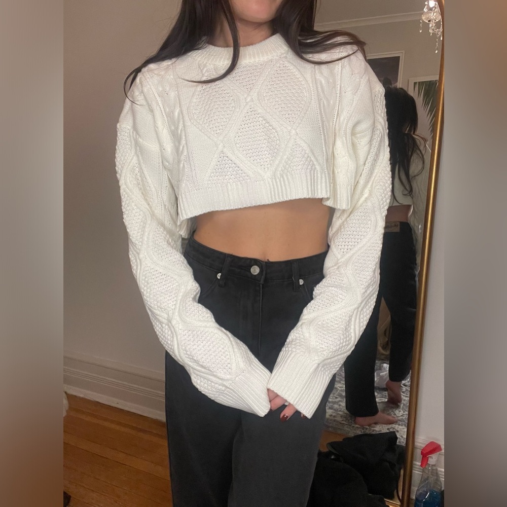 Extremely cropped cream knit long sleeve sweater